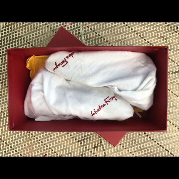 Salvatore Ferragamo shoes - Picture 5 of 6